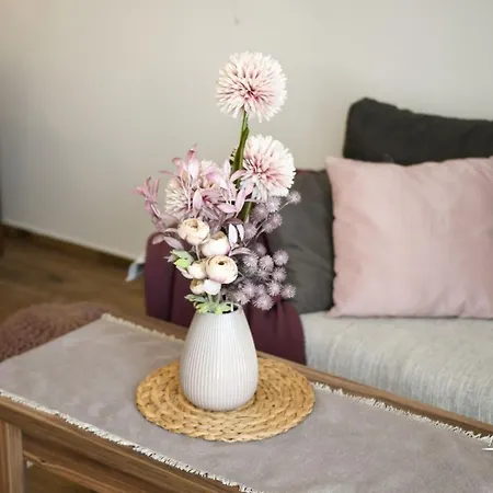 Cozy Sunflower Apartment Trogir